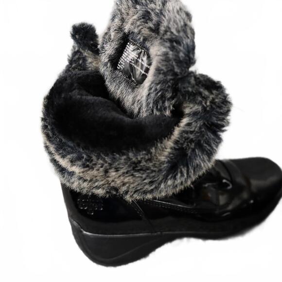 Y2K TOTES Brand Lace Up Faux Fur W's 8 Medium Winter Boots - Picture 5 of 8